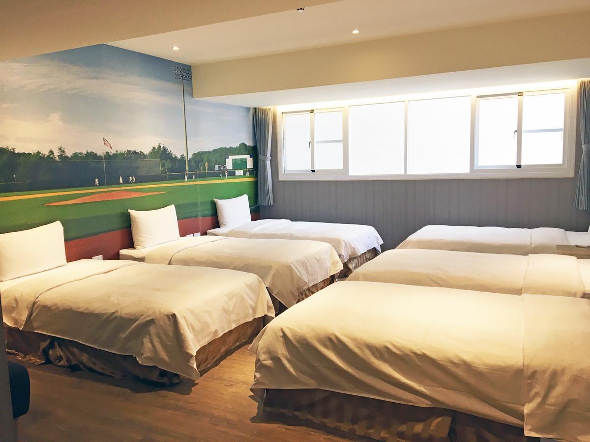 La Hotel-Baseball Theme Hall Καοσιούνγκ Εξωτερικό φωτογραφία